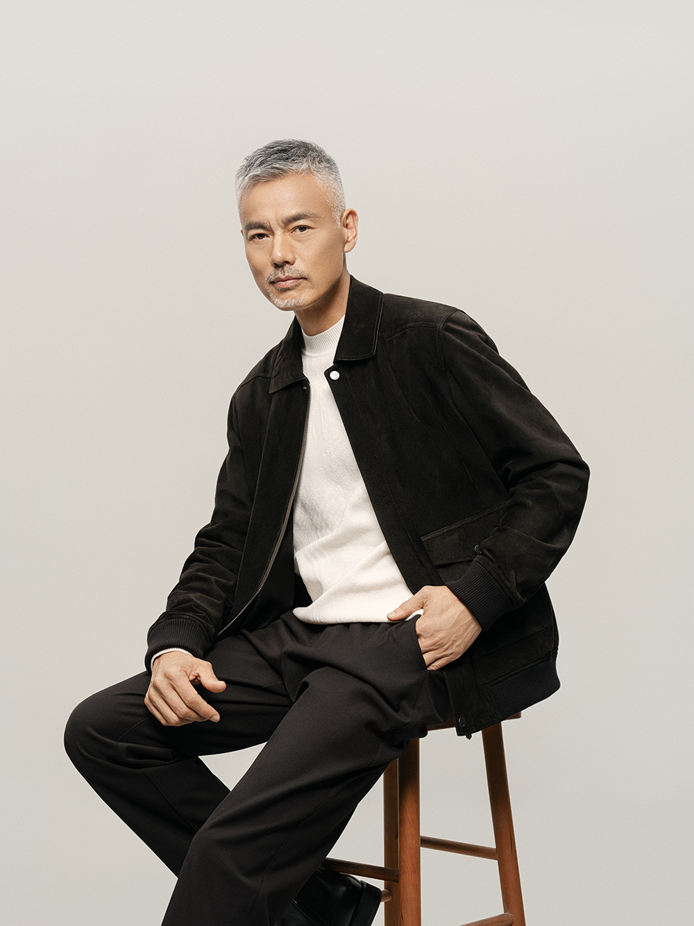 绅士格调历久弥新，开云kaiyun官方入口金秋绅装上市
